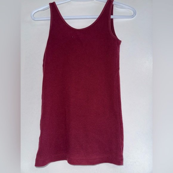 Old navy tank top-slim fit (size xs) - Picture 2 of 4